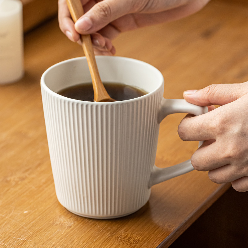 1Pc 500ml Reliëf Keramische Me - Coffee Equipment Gift recensie en prijs