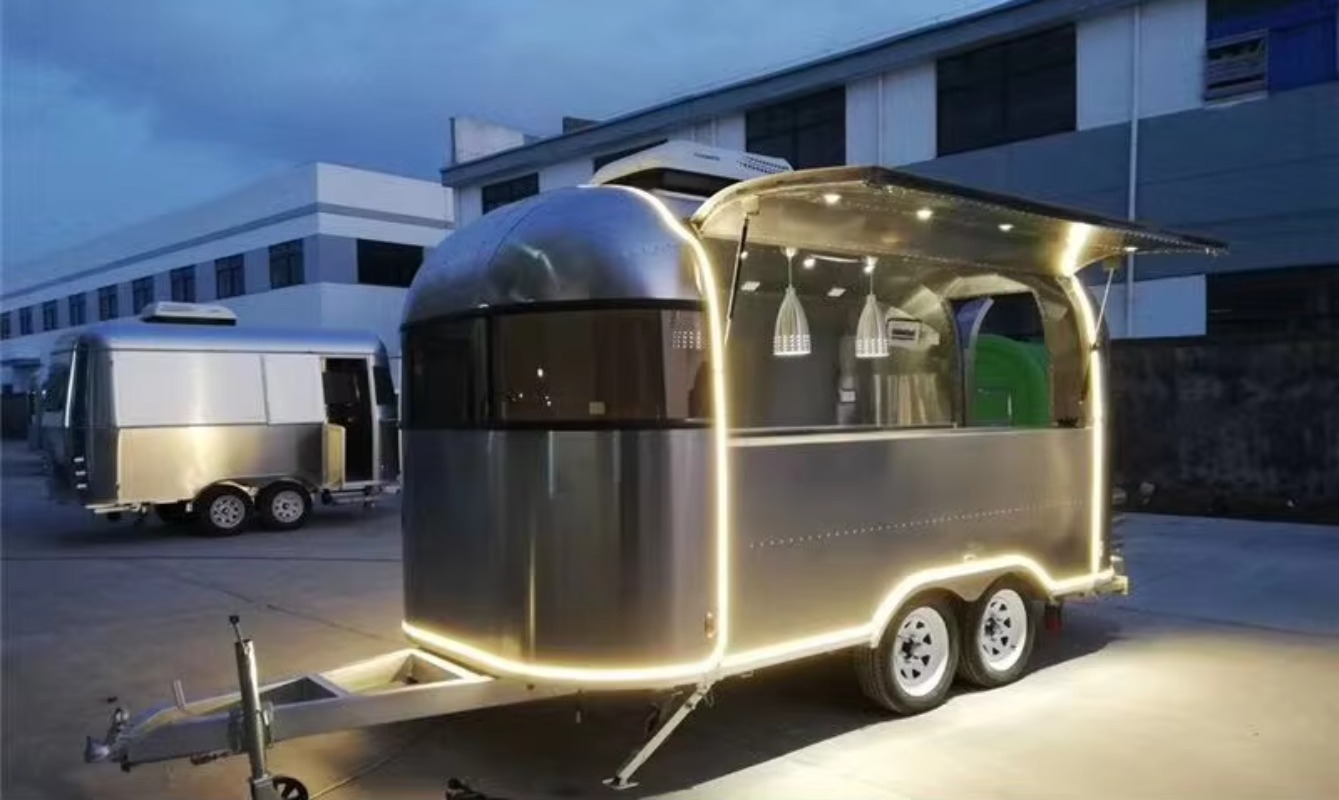 Foodtruck, mobiel restaurant,  - Coffee Equipment Usa recensie en prijs